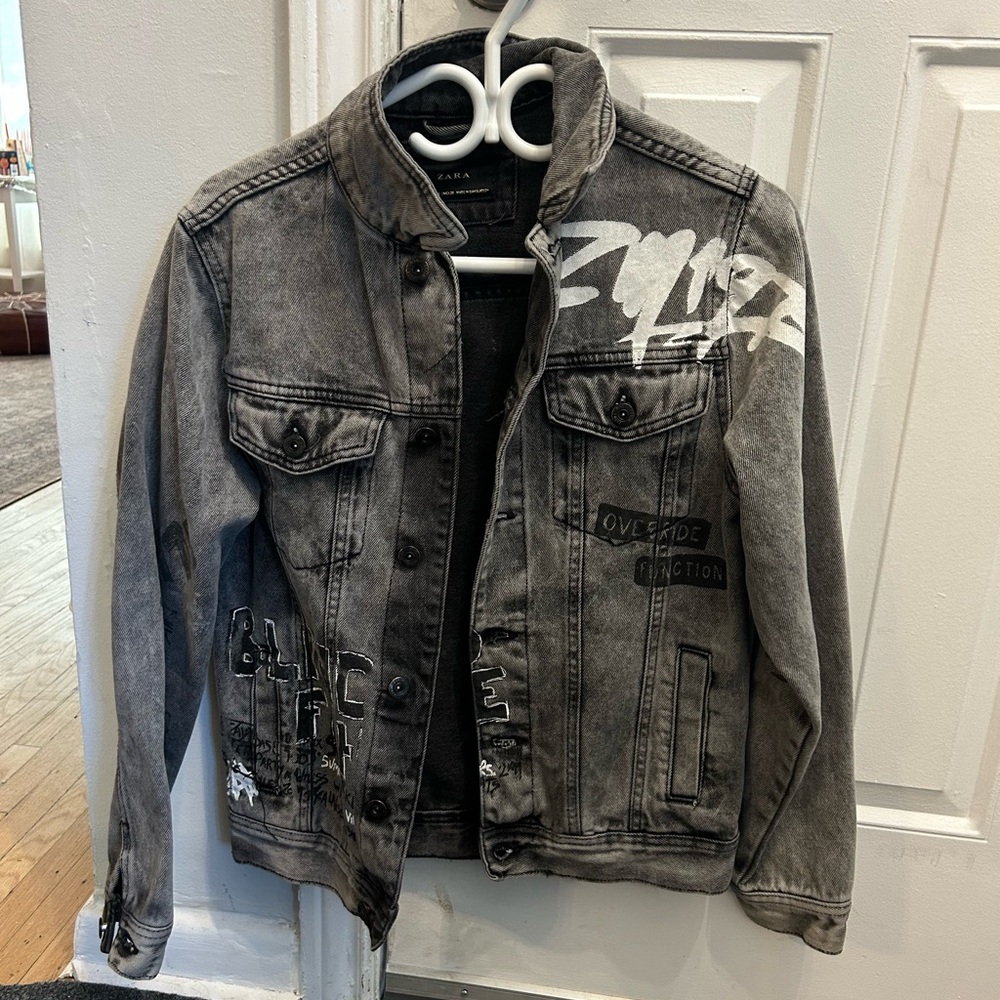 Zara graffiti Black washed Denim Jacket with White Accents